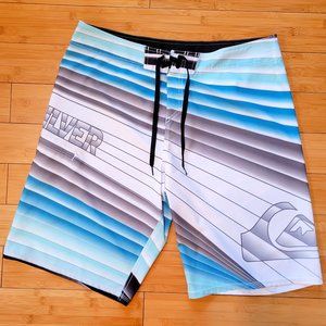 QUIKSILVER Mens Swim Water Board Shorts With Zipper Pocket Size 38